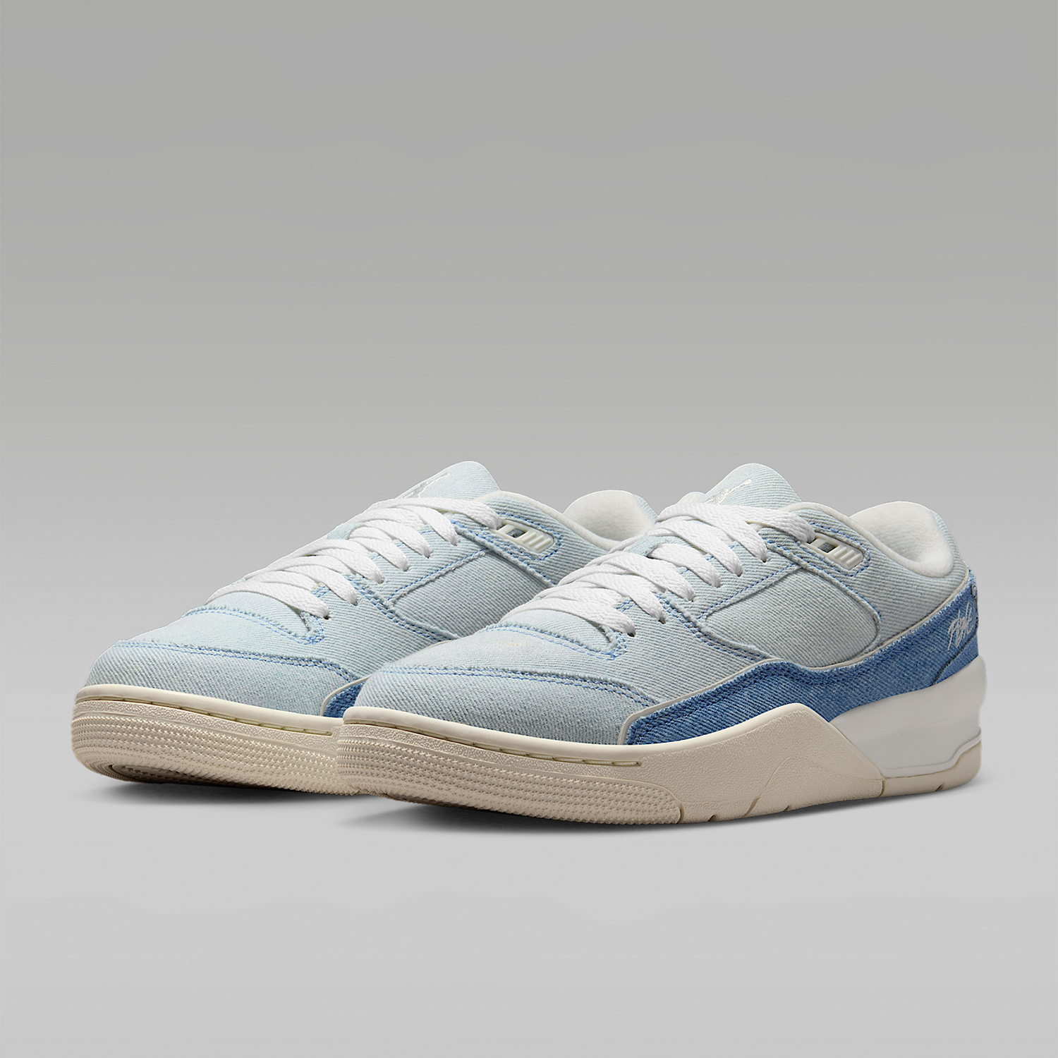 Nike genuine JORDAN women's li - Women Shoes Jordan บทวิจารณ์และราคา