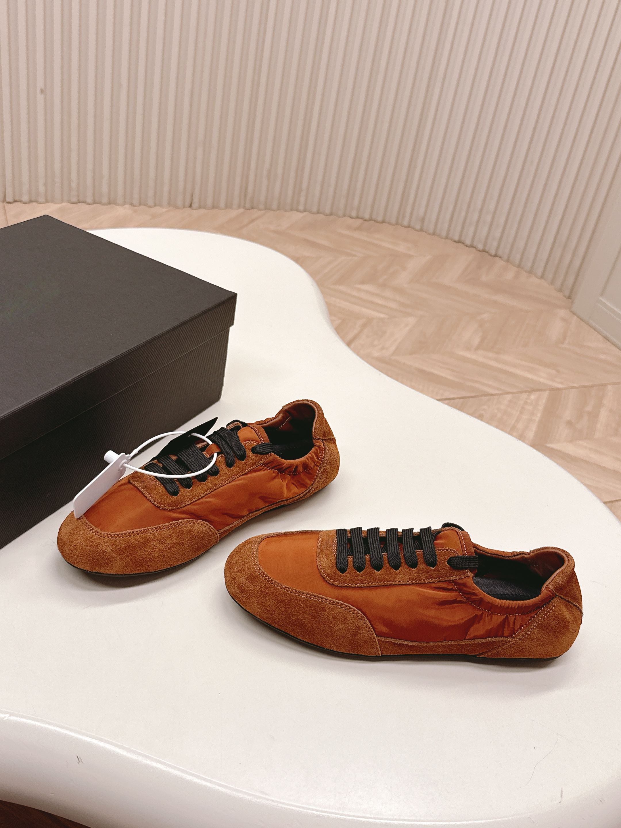Luxury Brand Dance Shoes Casua - Women Shoes Luxury Brand บทวิจารณ์และราคา