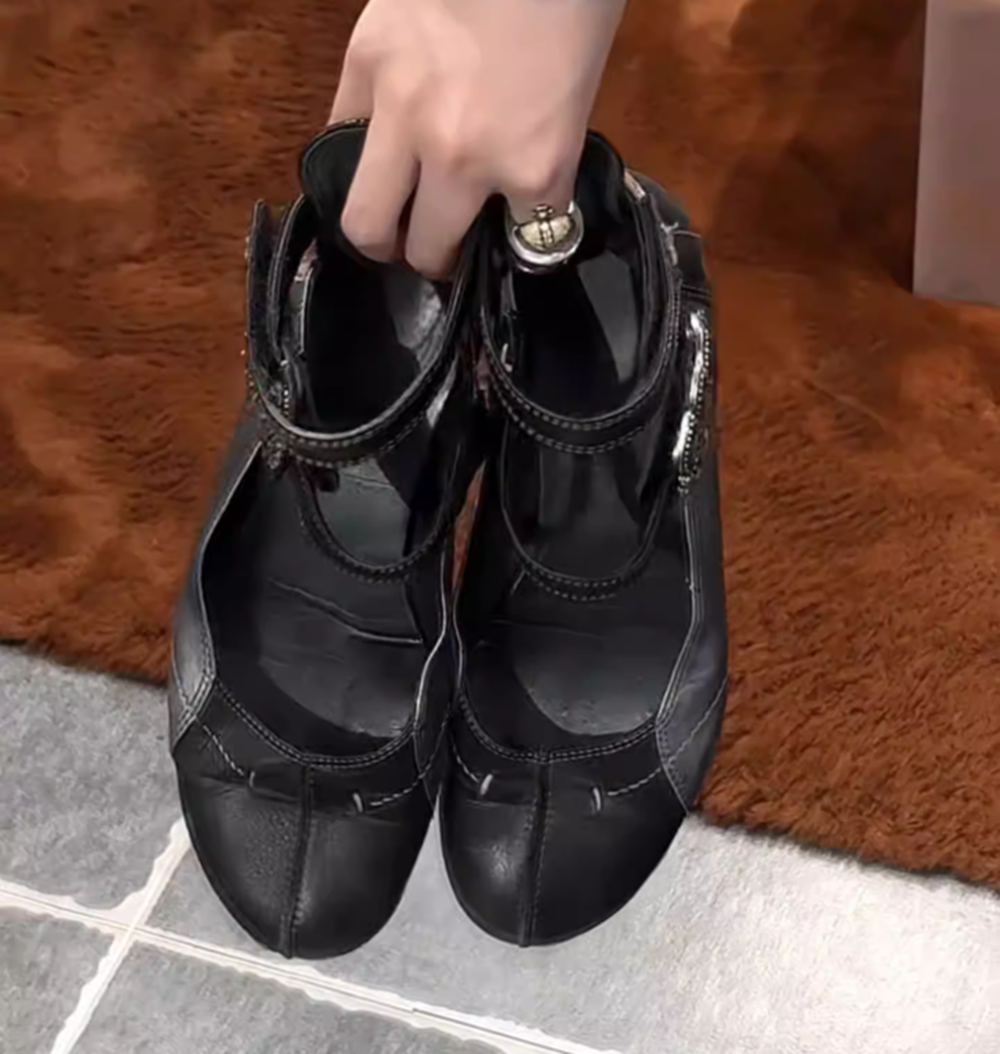Black Distressed Leather Mary  - Women Shoes Black บทวิจารณ์และราคา